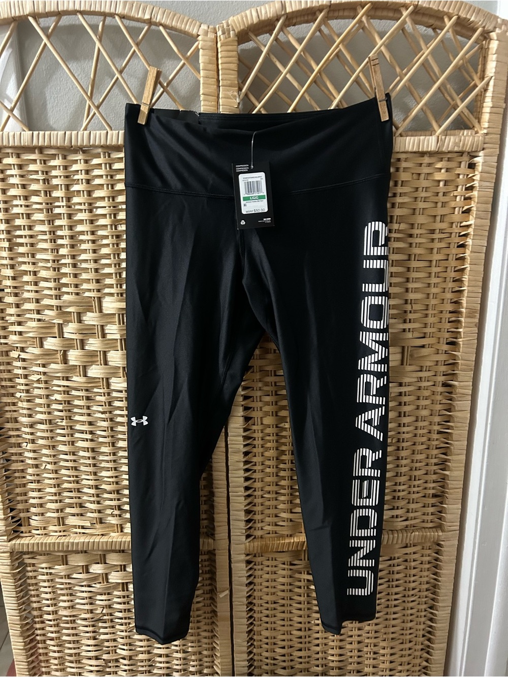 NWT Under Armour, ladies, high-rise ankle compression legging size large